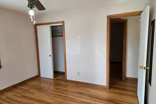 37 Gordon St, East Haven, CT 06512 - Photo 8