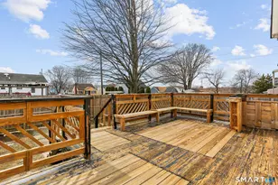 209 Trumbull Ave, Bridgeport, CT 06606 - Photo 20