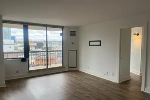 25 Forest St, Stamford, CT 06901 - Photo 2