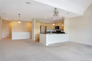 4 Daskams Ln, Norwalk, CT 06851 - Photo 8