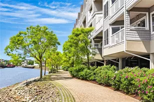 4 Daskams Ln, Norwalk, CT 06851 - Photo 2