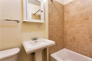 4 Daskams Ln, Norwalk, CT 06851 - Photo 18