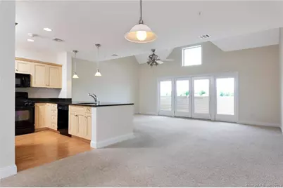 4 Daskams Lane #326, Norwalk, CT 06851 - Photo 6
