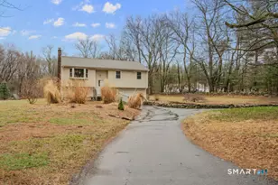 9 Thompson Rd, Franklin, CT 06254 - Photo 2