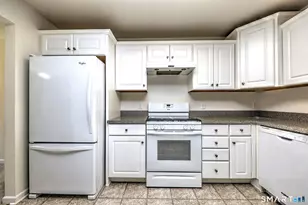 104 Cherry Cir, Prospect, CT 06712 - Photo 12