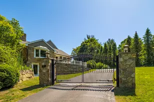 74 Black Rock Tpke, Redding, CT 06896 - Photo 2