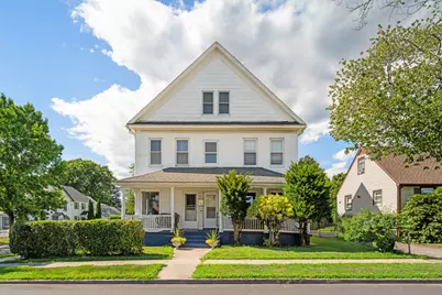 318 Suburban Avenue, Fairfield, CT 06825 - Photo 2