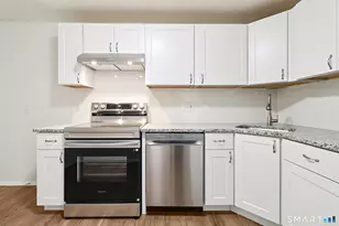 172 Towne House Rd, Hamden, CT 06514 - Photo 4