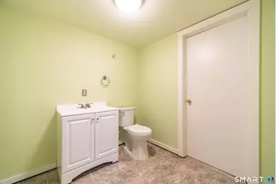 108 Wayne Lane, Meriden, CT 06450 - Photo 32