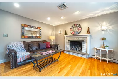 108 Wayne Lane, Meriden, CT 06450 - Photo 4