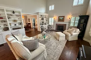 6 Winding Way, Trumbull, CT 06611 - Photo 4