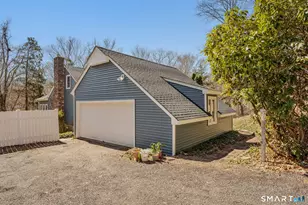 20 King James Dr, East Lyme, CT 06333 - Photo 2