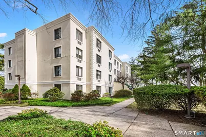 1535 East Putnam Avenue #307, Greenwich, CT 06870 - Photo 2