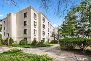 1535 E Putnam Ave, Greenwich, CT 06870 - Photo 2