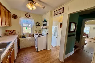 77 Dodge Ave, East Haven, CT 06512 - Photo 12