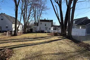 77 Dodge Ave, East Haven, CT 06512 - Photo 2