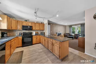 120 Doral Farms Road, North Branford, CT 06471 - Photo 4