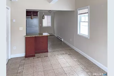 83 East Grand Avenue, New Haven, CT 06513 - Photo 4