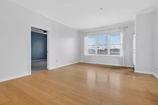 400 Bank St, New London, CT 06320 - Photo 10