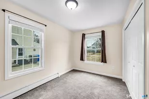 25 Woodlawn Ave, Enfield, CT 06082 - Photo 16