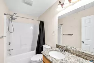 25 Woodlawn Ave, Enfield, CT 06082 - Photo 30