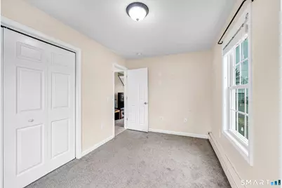 25 Woodlawn Avenue, Enfield, CT 06082 - Photo 18