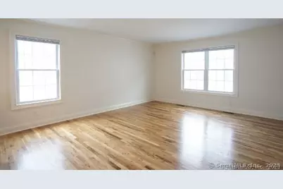 44 Stuart Avenue #B3, Norwalk, CT 06850 - Photo 2