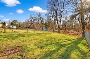 20 Edward Rd, North Branford, CT 06471 - Photo 4