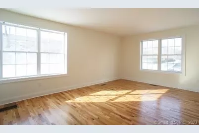 15 Arch Street #C1, Norwalk, CT 06850 - Photo 2
