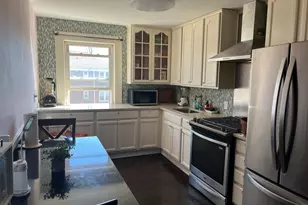 37 Canaan Ct, Stratford, CT 06614 - Photo 16