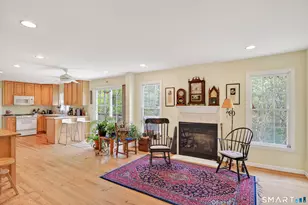 29 Tarrywile Lake Rd, Danbury, CT 06810 - Photo 10