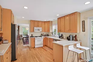 29 Tarrywile Lake Rd, Danbury, CT 06810 - Photo 8