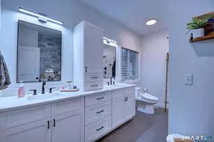 5 Rebecca Ct, Montville, CT 06370 - Photo 14