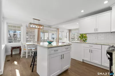 21 Susquehanna Avenue, West Haven, CT 06516 - Photo 10