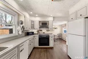 347 Amity Rd, Bethany, CT 06524 - Photo 14