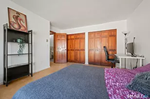 112 Bond St, Hartford, CT 06114 - Photo 8