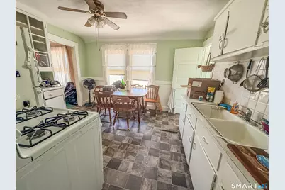 10 Edgewood Street, Bristol, CT 06010 - Photo 6