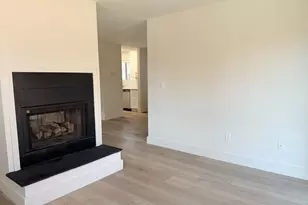 108 Montoya Dr, Branford, CT 06405 - Photo 4