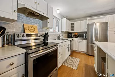 38 Mountain Road, Cheshire, CT 06410 - Photo 8