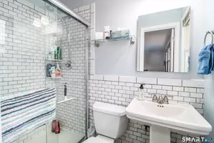 10 Sunset Dr, Danbury, CT 06811 - Photo 16