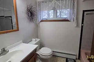 24 Coolidge St, Windsor Locks, CT 06096 - Photo 20