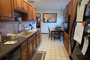 24 Coolidge St, Windsor Locks, CT 06096 - Photo 12