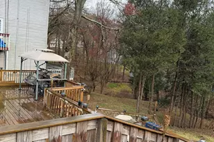 55 New Hanover Ave, Meriden, CT 06451 - Photo 8