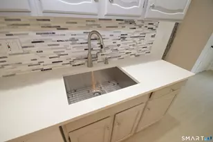 125 Warner Hill Rd, Stratford, CT 06614 - Photo 4