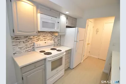 125 Warner Hill Road #27, Stratford, CT 06614 - Photo 2