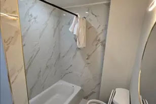 80 Dickerman St, New Haven, CT 06511 - Photo 8