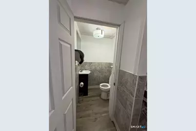 347-349 Kennedy Drive, Putnam, CT 06260 - Photo 6