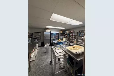 347-349 Kennedy Drive, Putnam, CT 06260 - Photo 4