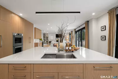 36 Bauer Pl Extension, Westport, CT 06880 - Photo 6