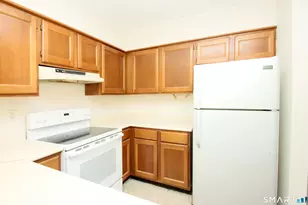 1204 Whitney Ave, Hamden, CT 06517 - Photo 8